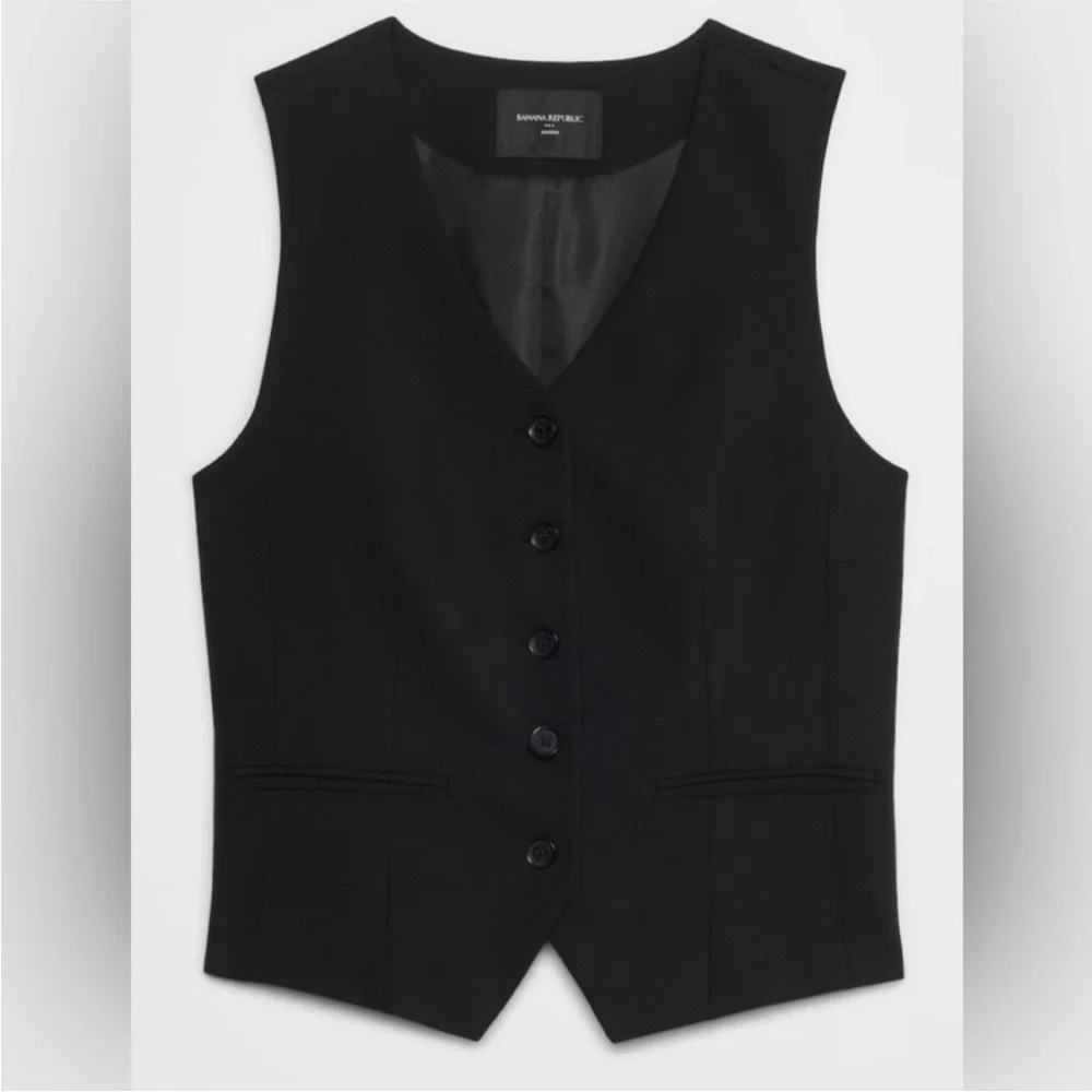 Banana Republic Hayden Black Cropped Vest Tailored Sleeveless Top Size 2 NWT
